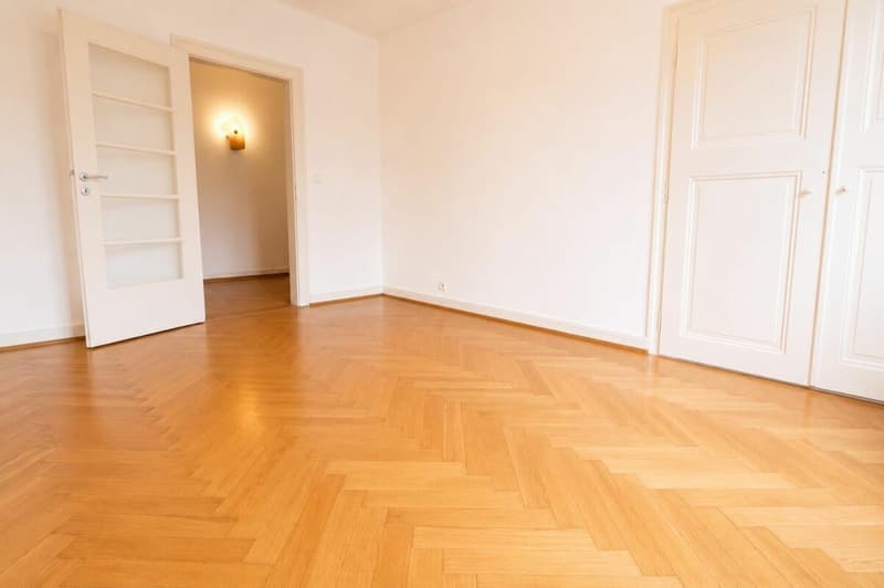 Verkauf mit Charme: 5-Zimmer-Wohnung in Plan-les-Ouates (22)