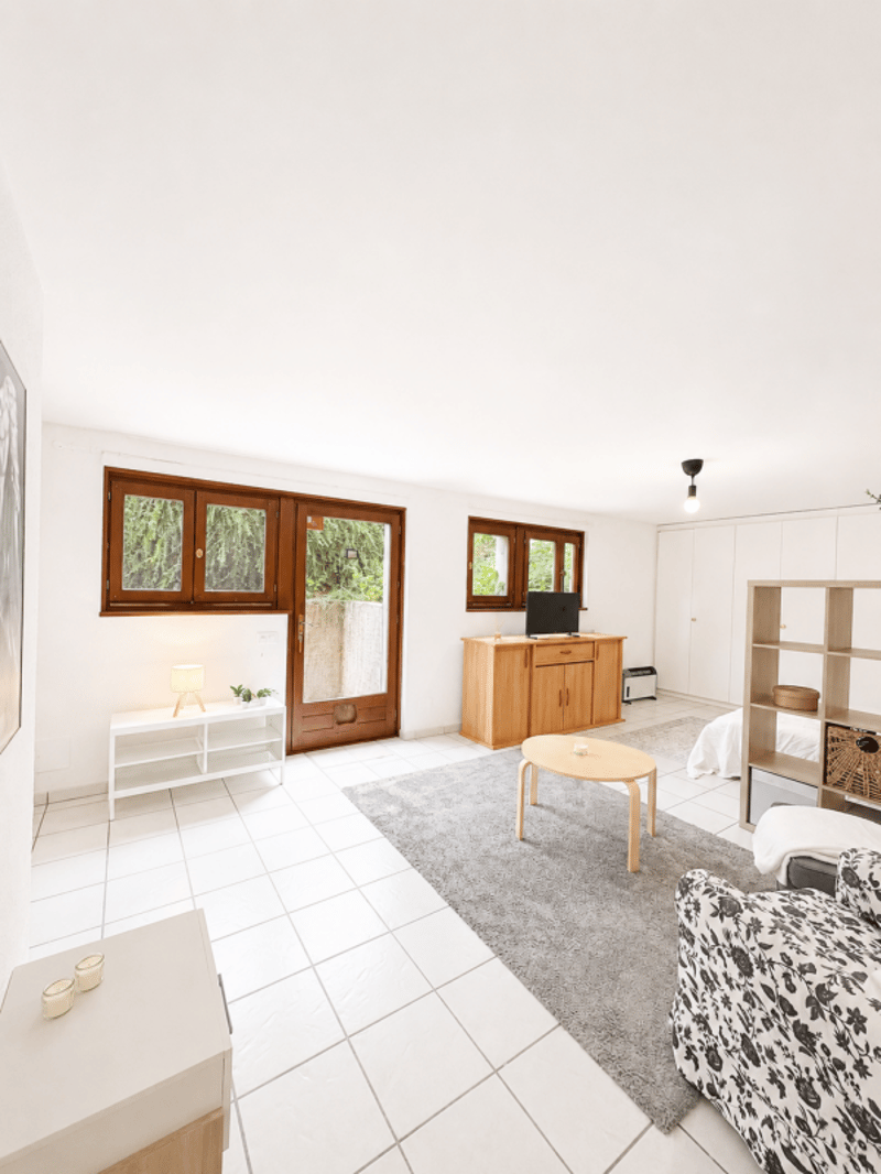 Charmantes möblierte Studio-Wohnung in Chêne-Bourg (3)