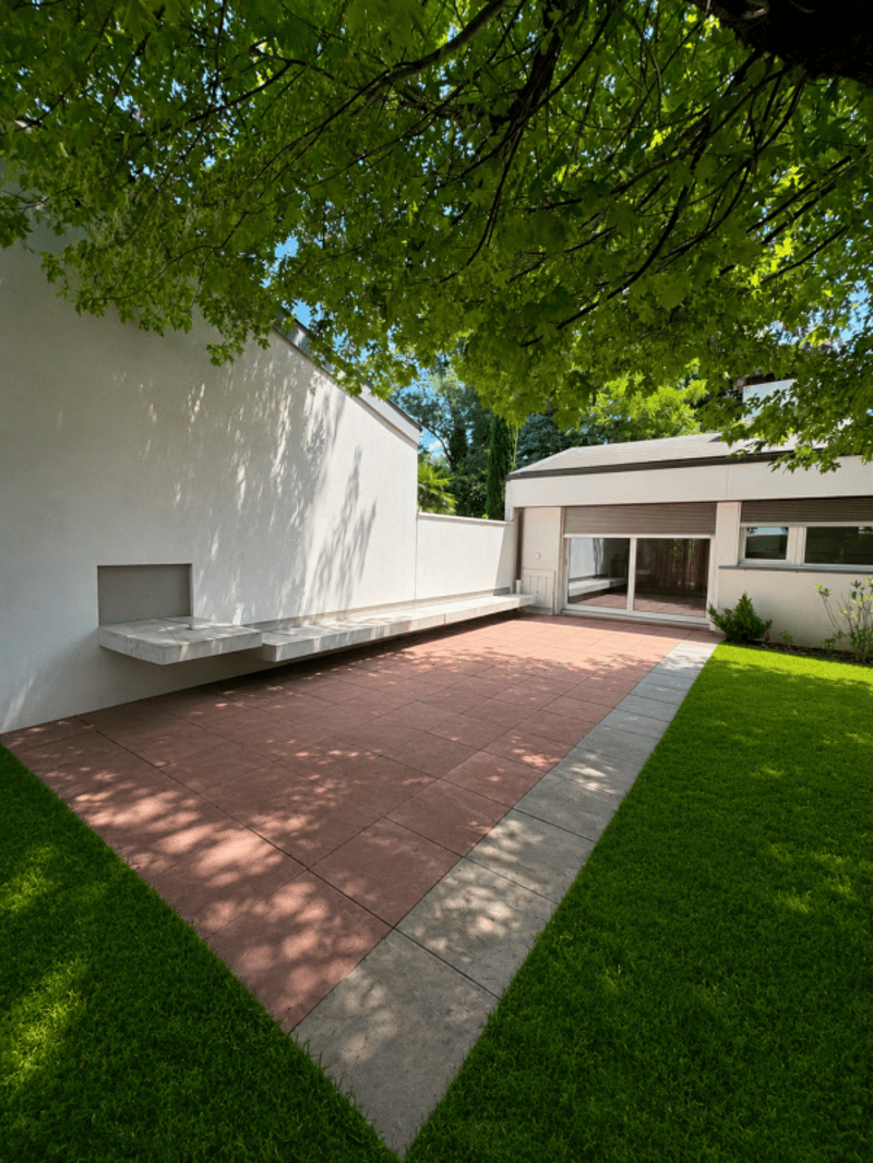 Schönes individuelles Einfamilienhaus von 220 m² in Thônex (5)