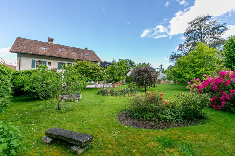 Prachtiger alter Bauernhof (3)