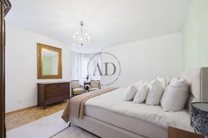 EXKLUSIVITÄT - Große helle Wohnung in höherem Stock (6)