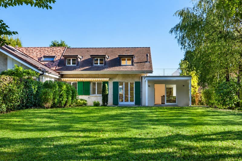 Magnifique villa contiguë (1)