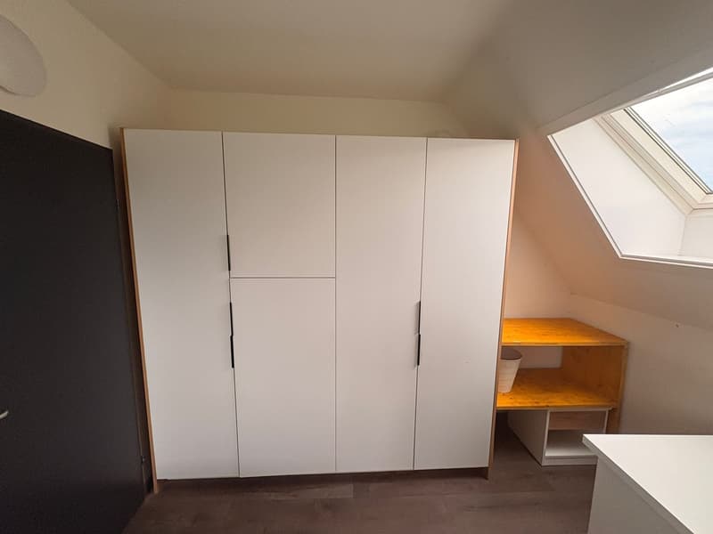 Möbliertes Doppel-Zimmer im 3. OG (4)