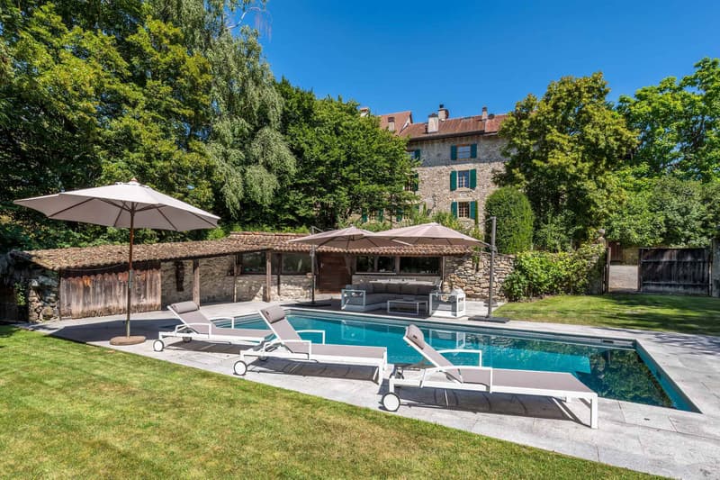 Pool house et piscine