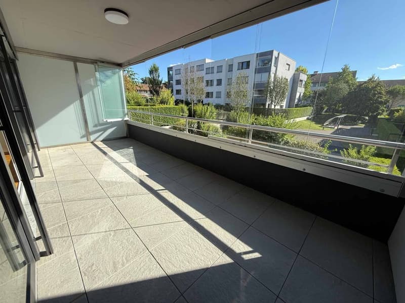 Nouveau ! Bel appartement traversant en exclusivité (2)