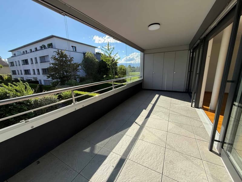 Nouveau ! Bel appartement traversant en exclusivité (3)