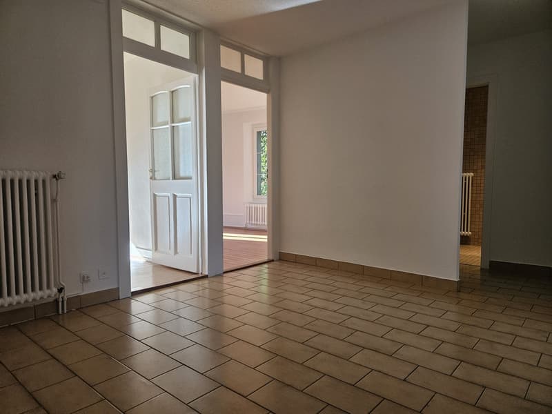Grand Logement de 5.5 pièces au 1er étage avec cave (2)