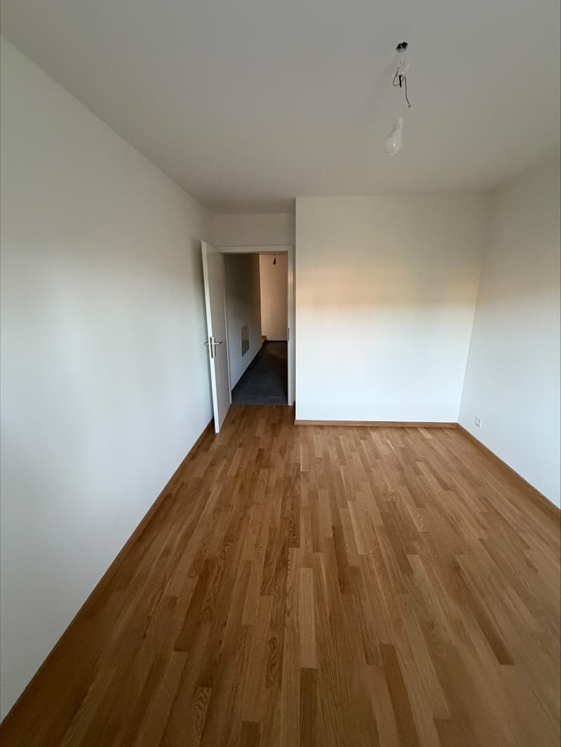 Logement en cours de rénovation, idéal pour une famille, situé (4)