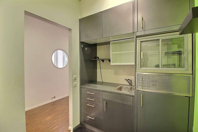 Beautiful administrative area of 186 m2 (4)