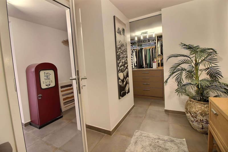 2.5 room apartment with private garden in Lausanne (4)