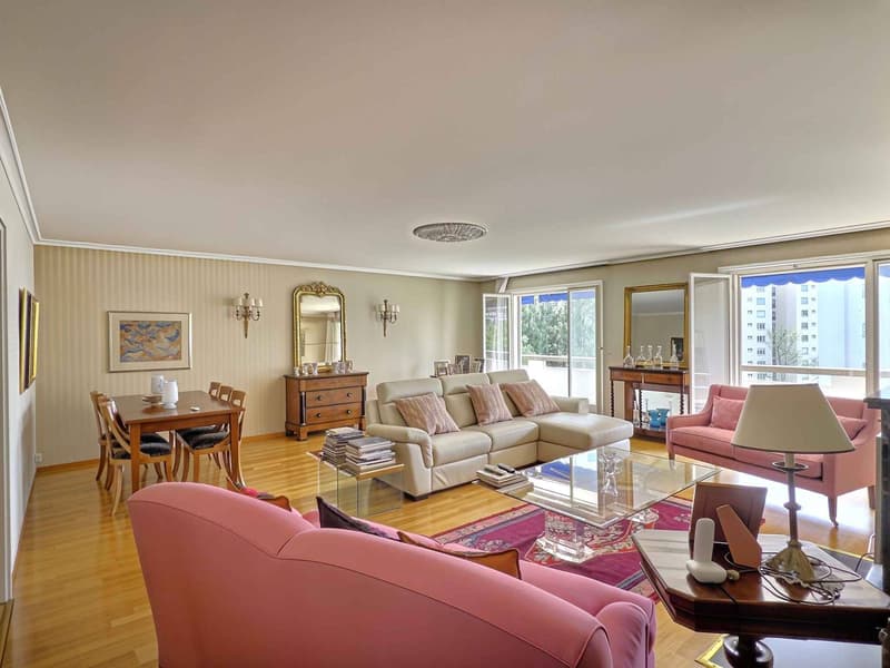 Lausanne Chailly Family apartment with spacious volumes - (2)