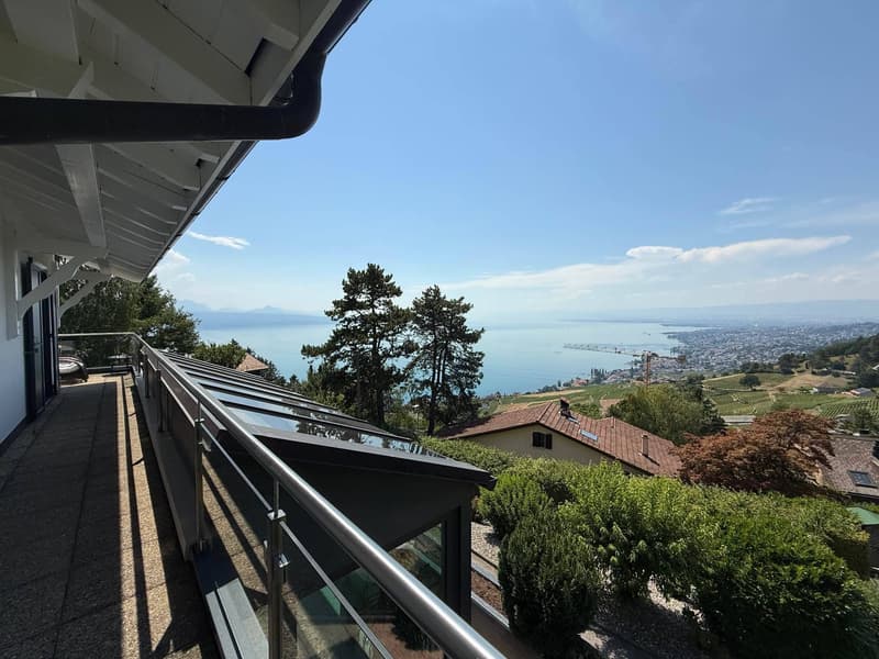 Spacieuse villa familiale avec une vue imprenable (13)