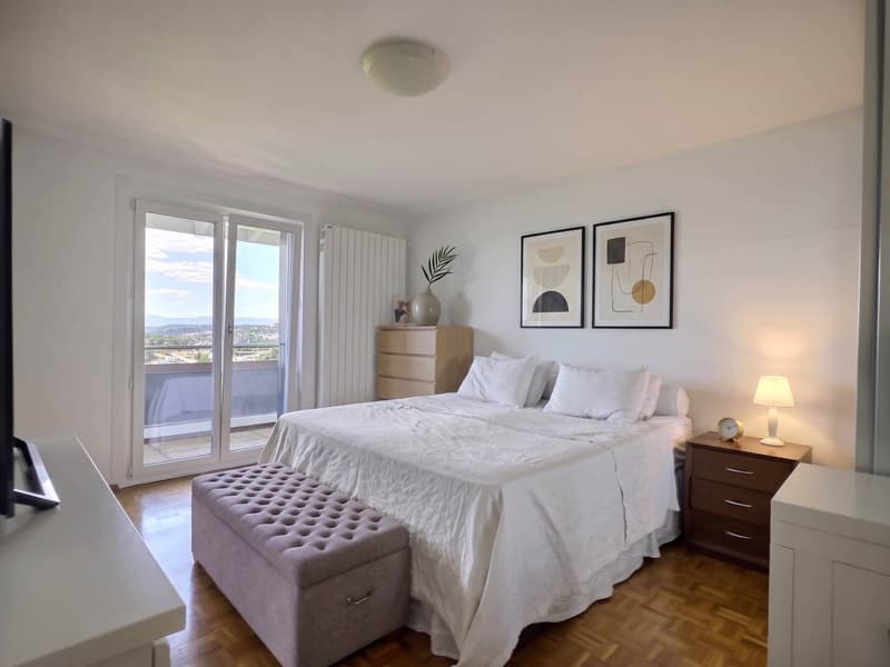 Spacieuse villa familiale avec une vue imprenable (11)