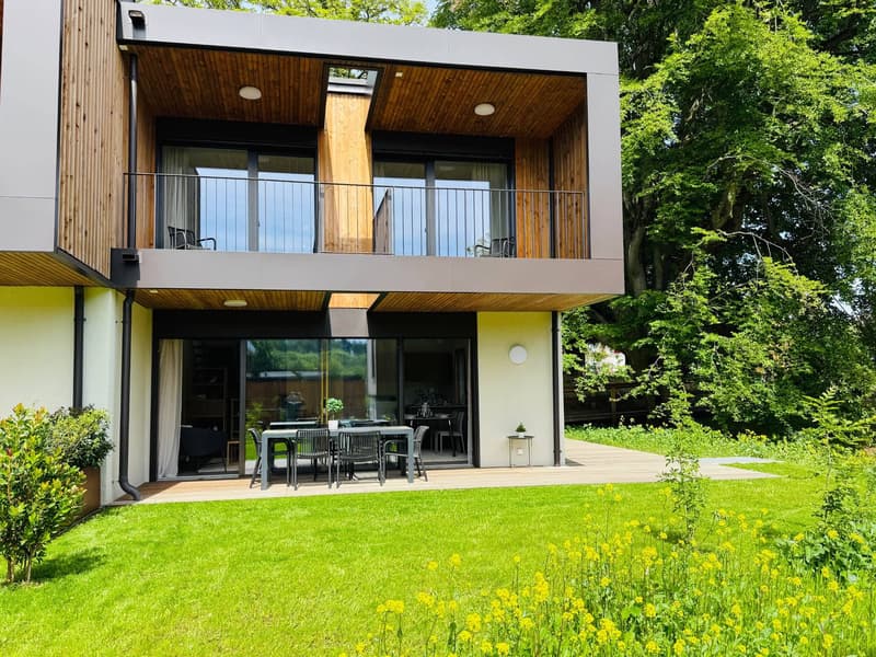 Maison de ville dans un parc arboré et privé (3)