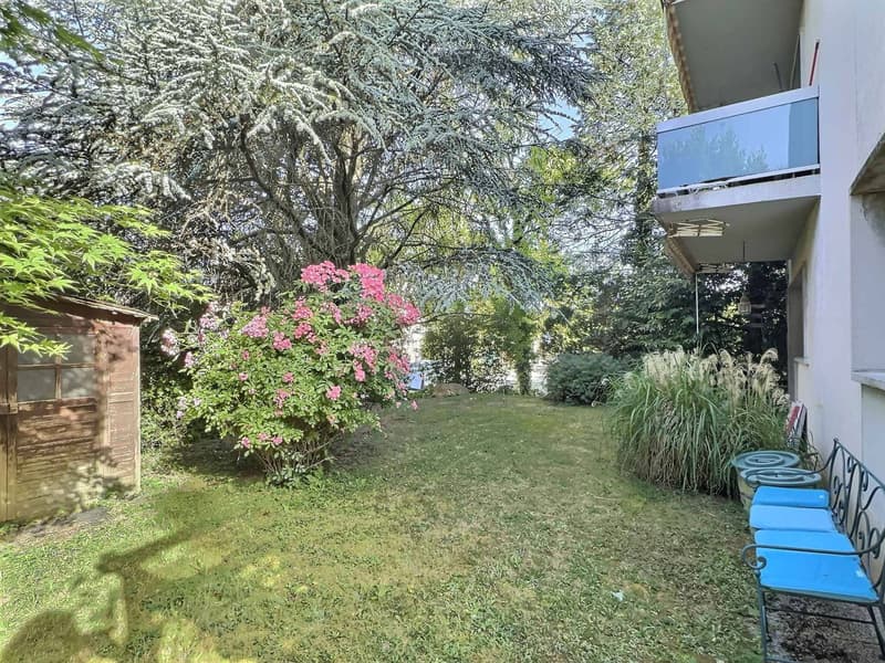 Spacieux logement entièrement rénové avec jardin privatif à Prilly (11)