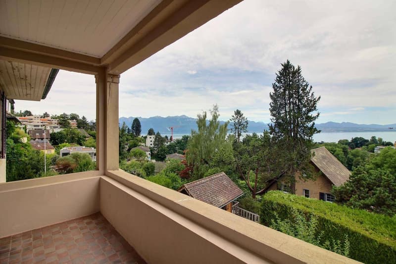 Schönes vollständig renoviertes Apartment mit atemberaubendem Blick auf den See (6)