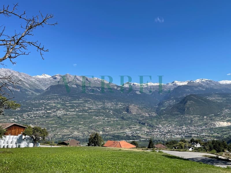 New family home with breathtaking views (8)