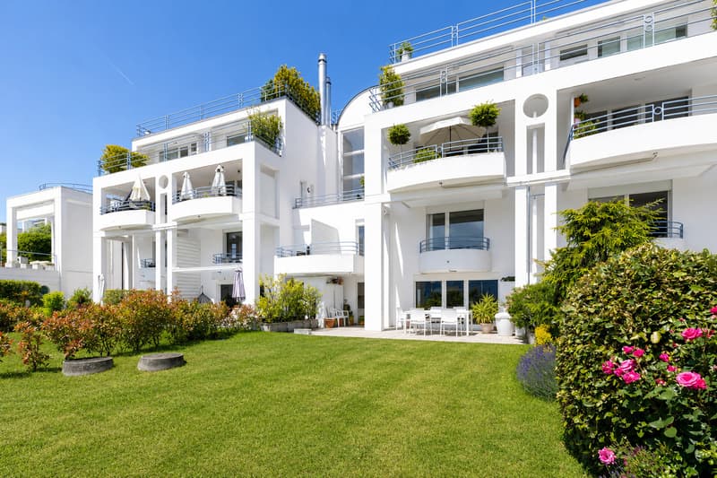 Duplex en rez-de-jardin avec vue lac (2)