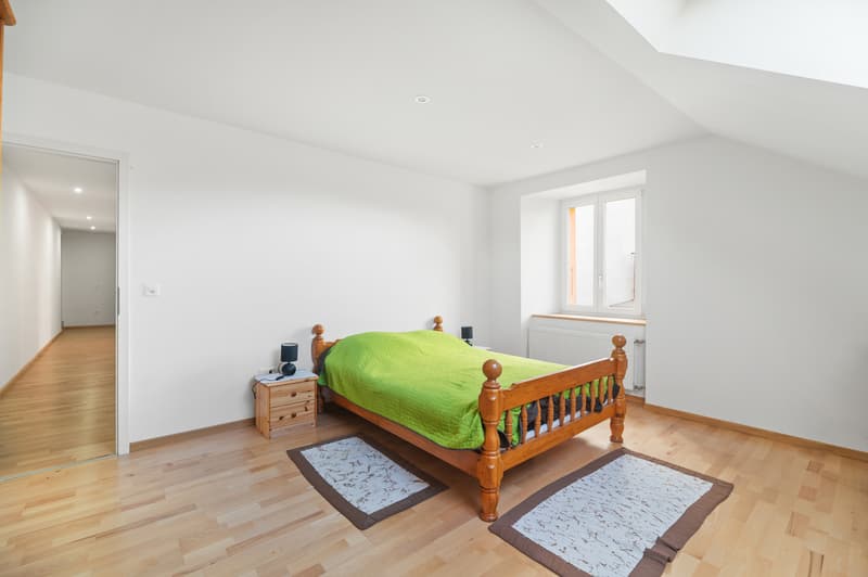 Grande casa ristrutturata con due appartamenti - Un'opportunità rara a Bavois (8)