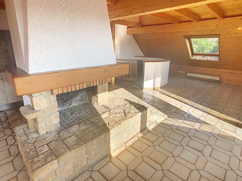 Im Herzen der Ortschaft Oron-la-Ville 5.5 Zimmer in Triplex (9)