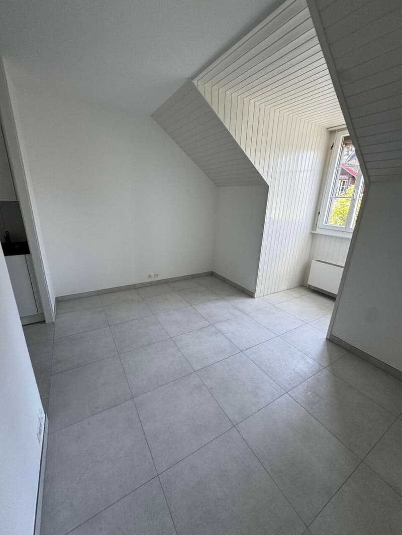 Studio à louer (2)