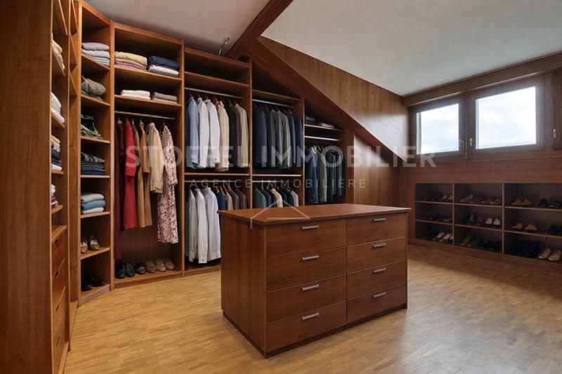 Large village house of charm - Co-Exclusive (12)