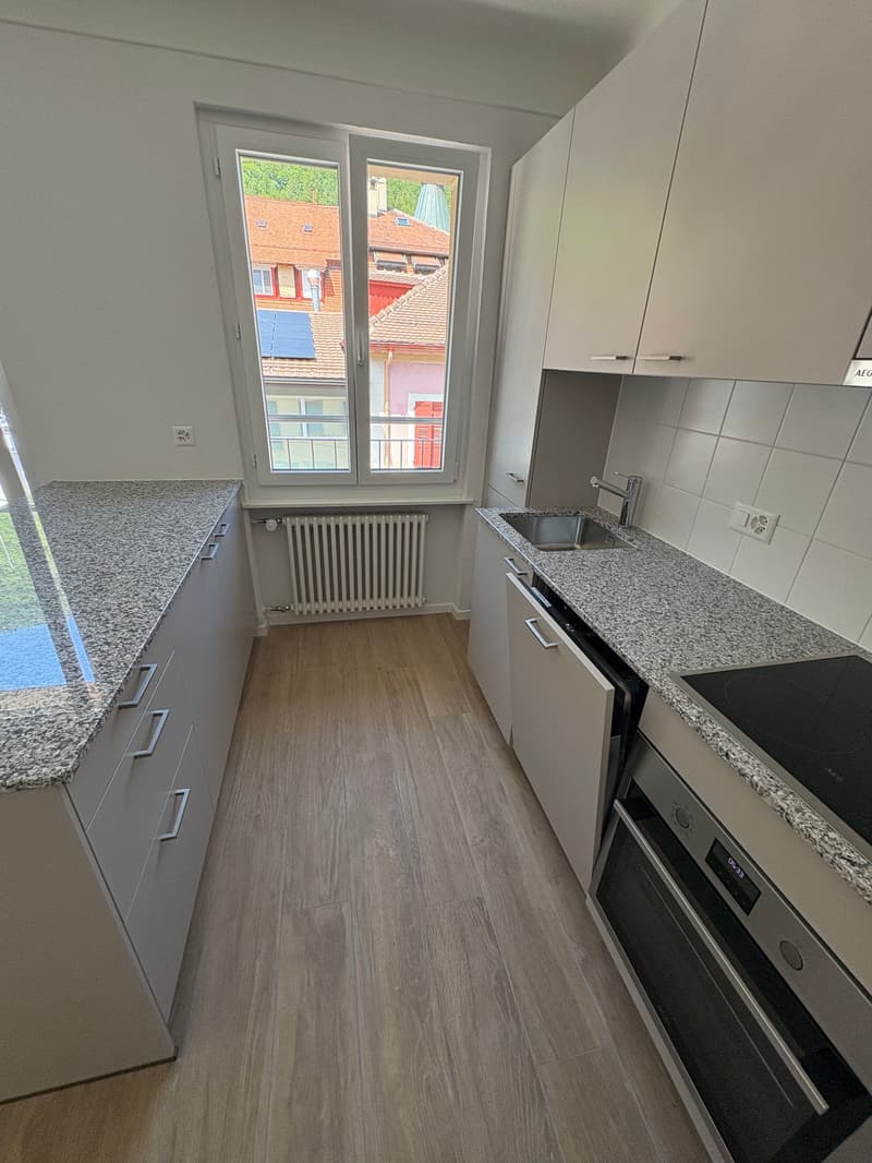 Charmant appartement de 2,5 pièces avec balcon à Vallorbe (9)