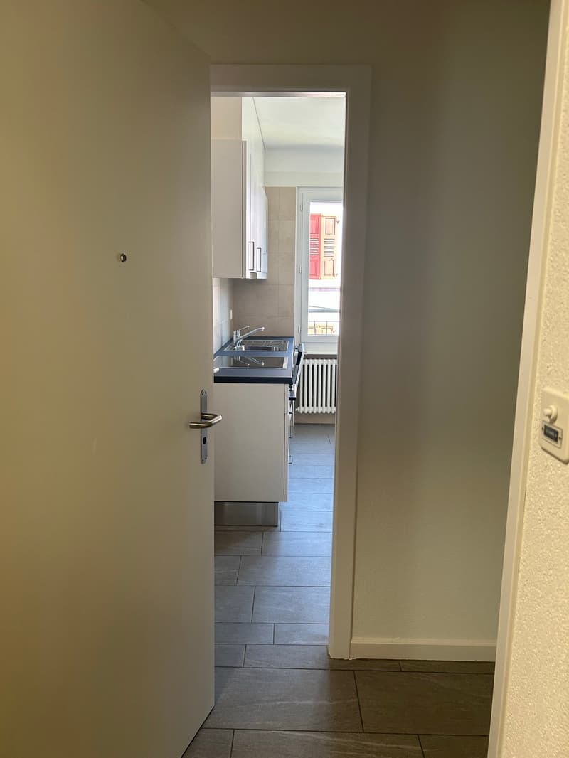 Charmant appartement de 2,5 pièces avec balcon à Vallorbe (12)