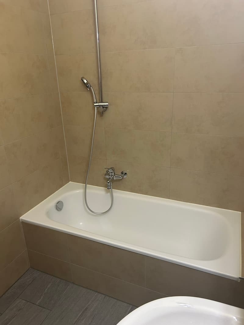 Charmant appartement de 2,5 pièces avec balcon à Vallorbe (11)