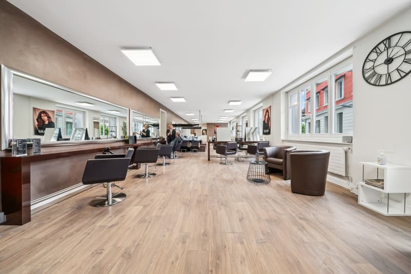 Commercial space on the 1st floor (4)