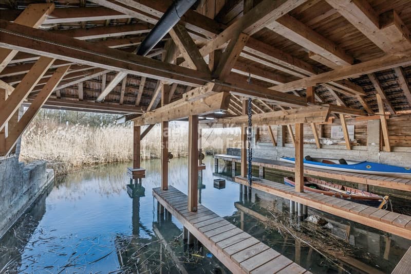 Prachtvolles Herrenhaus direkt am Wasser (8)