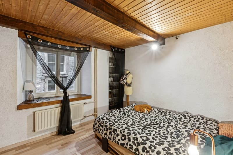 Rental income building with 3 apartments (7)