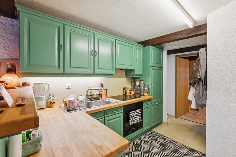 Rental income building with 3 apartments (6)