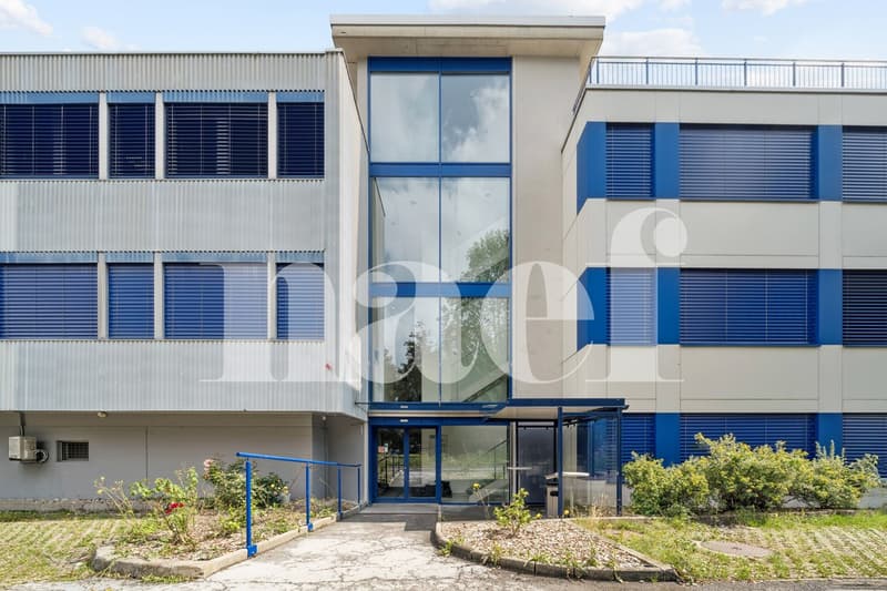 Immeuble industriel , artisanal et administratif (1)
