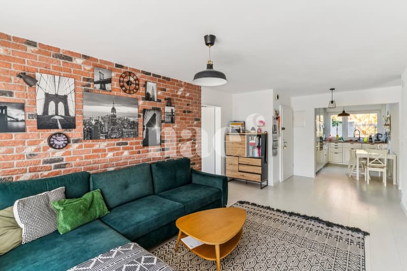 Appartement de 4 pièces au 1er étage (1)