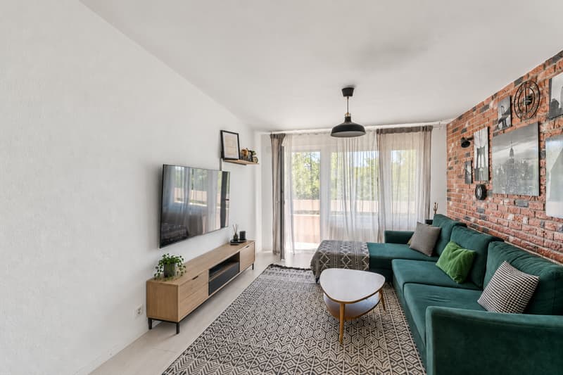Appartement de 4 pièces au 1er étage (2)