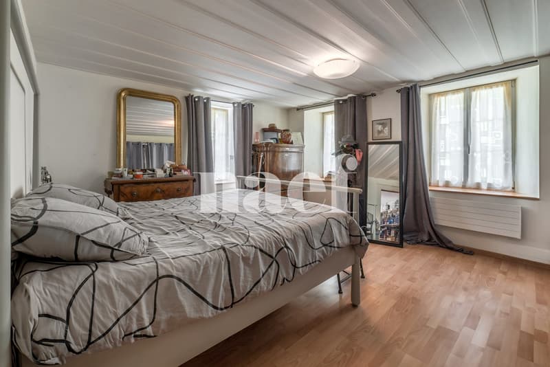 Charming and spacious house in a residential area (10)