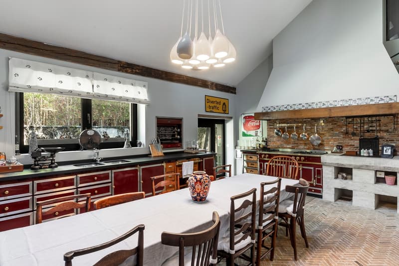 Sublime waterfront property with private beach and boat garage (11)