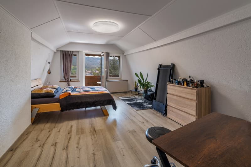 Building with 6 apartments (5)