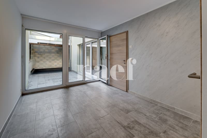 Village house with independent office space (12)