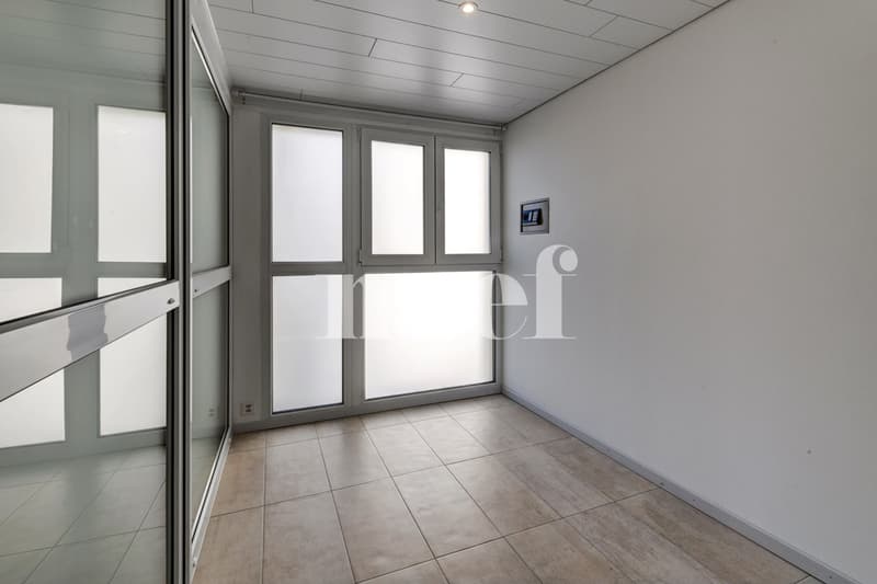 Village house with independent office space (7)
