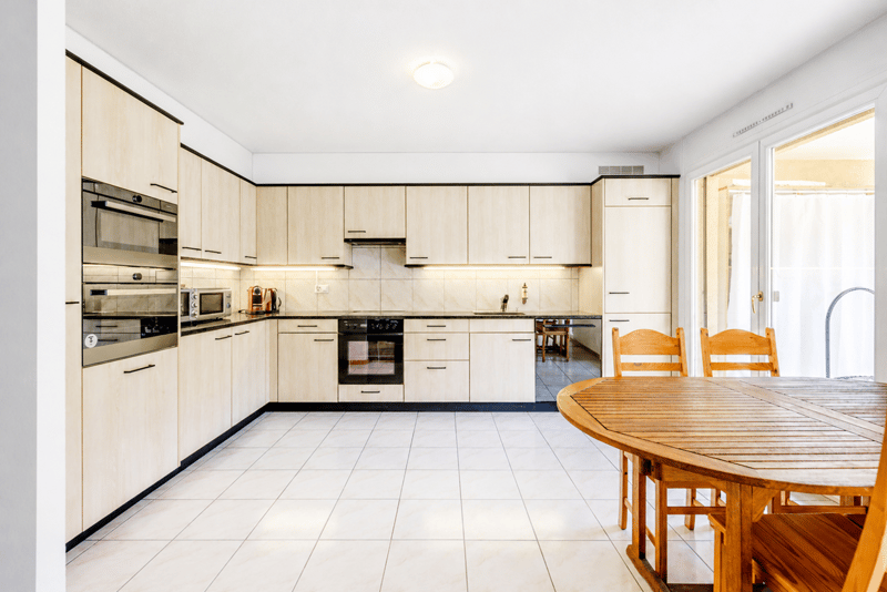 Beautiful 4.5-room apartment with balcony (5)