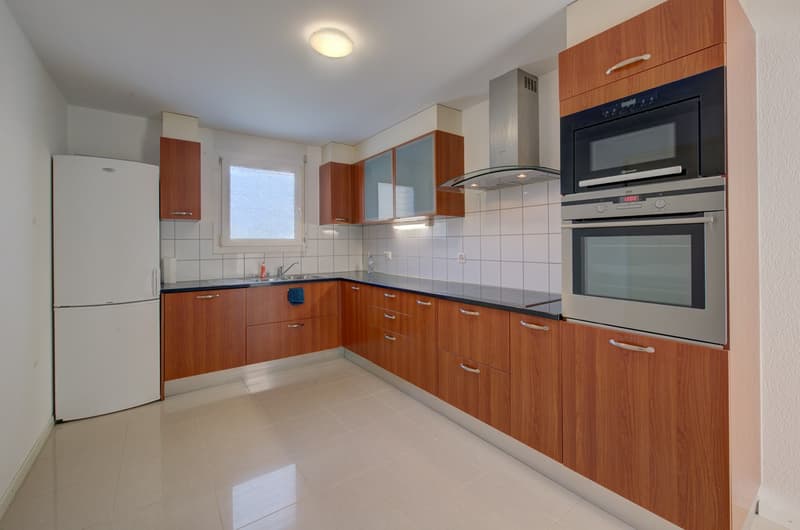 Semi-detached family villa with 5.5 rooms (4)