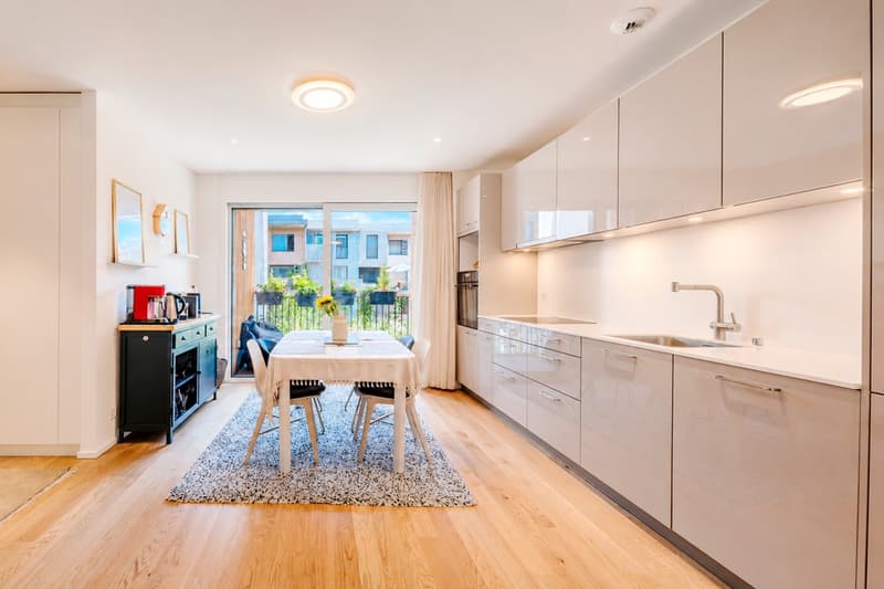 Wohnung 3,5 Zimmer: Durchgängige Eleganz im Herzen von Arbora (4)
