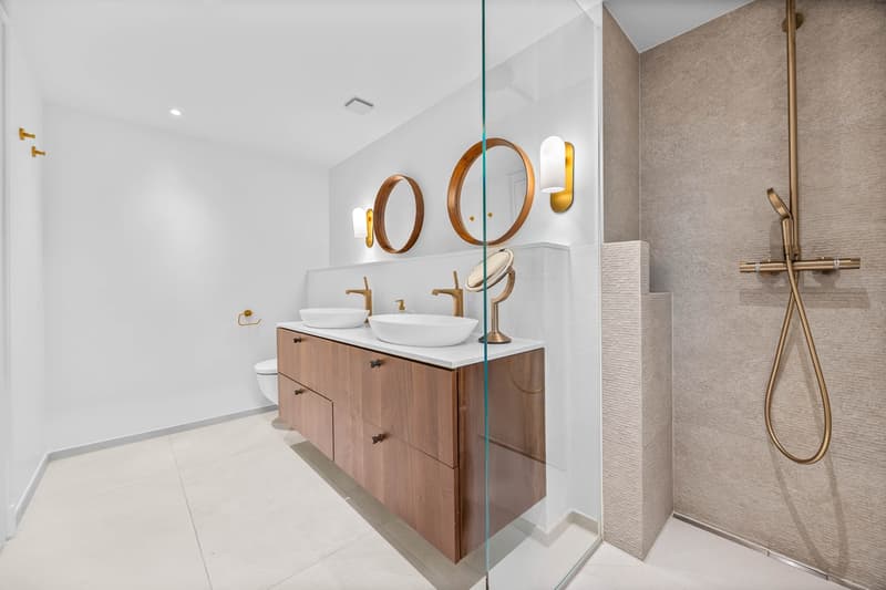 High-standard apartment in an exceptional environment between lake and vineyards (11)