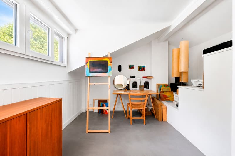 Charming town house with unique character (9)