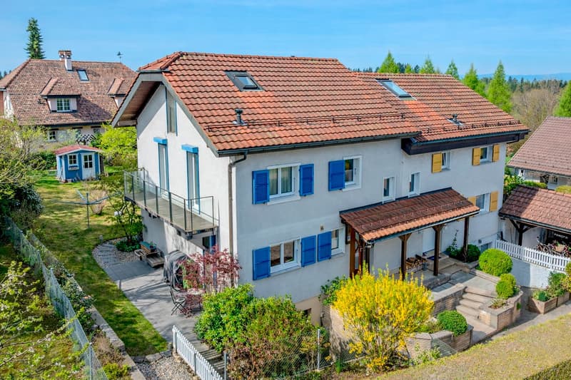 Charmante maison jumelle de 5.5 pièces avec jardin (1)