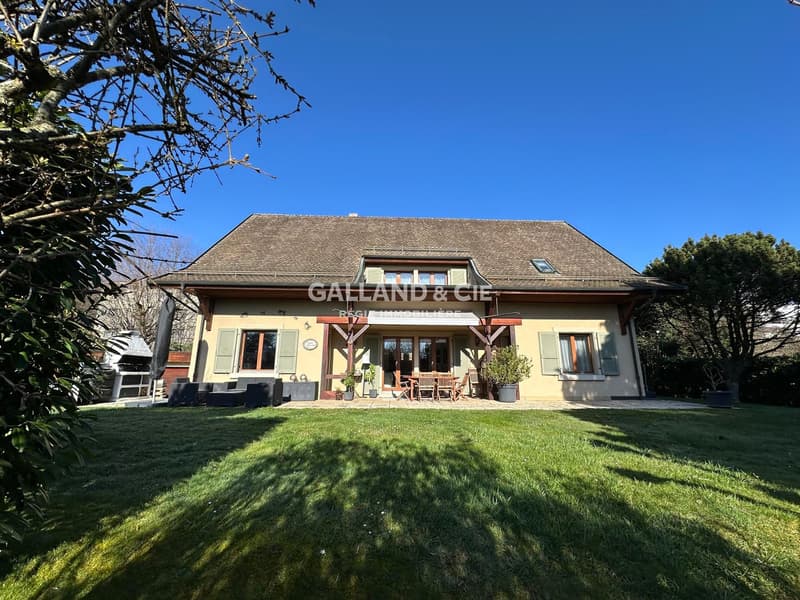 Villa de 7.5 pièces - Espace au rendez-vous (9)