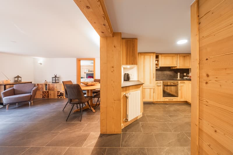 Bifamily property in a privileged natural environment (13)
