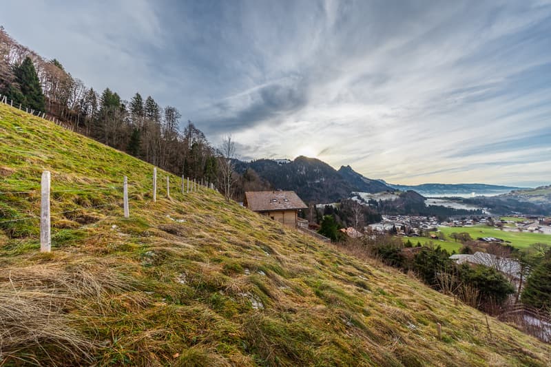 Projet neuf de standing : la beauté préalpine au soleil couchant (7)